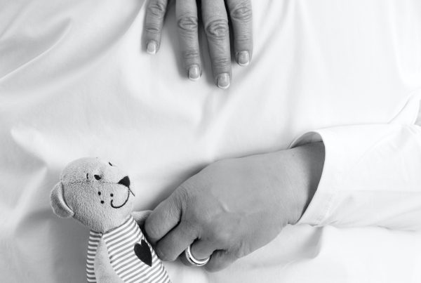 Sabine Lahme ist Inhaberin der Lebens-Linie. Düsseldorfs erste Adresse für Paar- und Eheberatung sowie Beziehungs-Coaching-Wer Lachen kann hat mehr Lebensfreude. Paar bleiben und trotzdem Eltern sein.