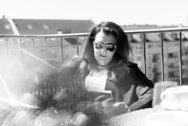 Sabine Lahme ist Inhaberin der Lebens-Linie. Düsseldorfs erste Adresse für Paar- und Eheberatung, Mediation sowie Beziehungs-Coaching – Zeit fürs Ich