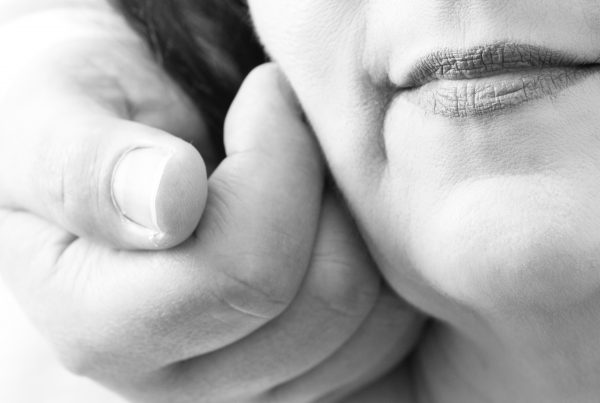 Sabine Lahme ist Inhaberin der Lebens-Linie. Düsseldorfs erste Adresse für Paar- und Eheberatung, Resilienz-Training, Mediation sowie Beziehungs-Coaching - Leidenschaft