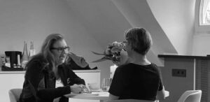 Sabine Lahme im Beratungsgespräch - hier in einem Einzelgespräch einer Paartherapie