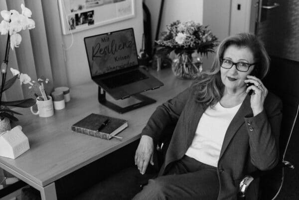 Work-Life-Balance in der Beziehung. Bevor die Krise überhand gewinnt, helfen kleine Rituale wieder eine gute Verbindung herzustellen. Lebens-Linie mit Sabine Lahme in Düsseldorf unterstützt Sie hierbei mit langjähriger Erfahrung und sensibelen Gesprächen