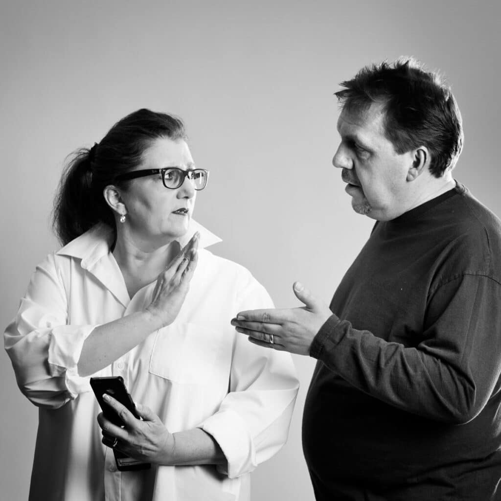 Eifersucht und Verlustangst in Beziehungen ein schwieriges Thema. Doch gibt es Lösungen. Sabine Lahme Inh. der Lebens-Linie.de unterstützt sie dabei.