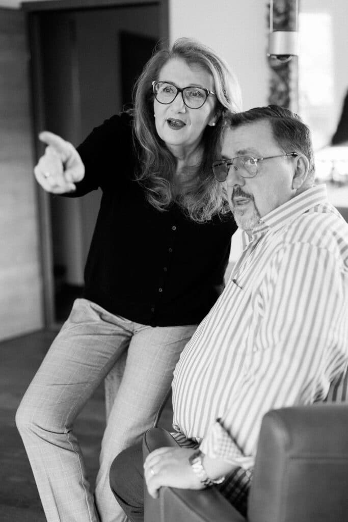 Paar findet wieder Nähe und Vertrauen, nachdem sie ihre Beziehung retten konnten